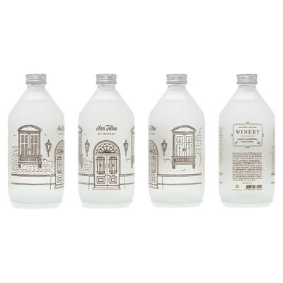Eco Friendly BOPP Plastic Shrink Food And Beverage Labels Bottle Wine Labels Stickers